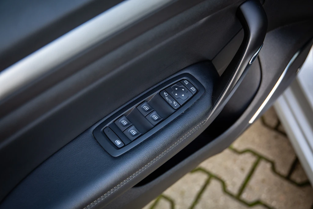 Renault Mégane – foto 11