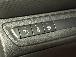 Peugeot 208 – thumbnail 30