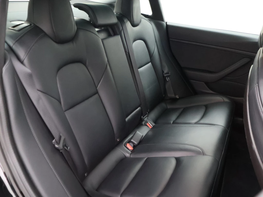 Tesla Model 3 – foto 9