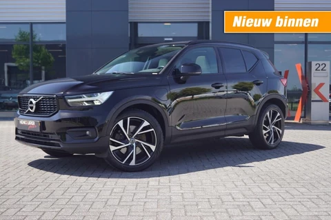 Volvo XC40 1.5 T5 Recharge R-Design / Panodak / Leer /Trekhaak wegklb./ Navi / Camera / 20 Inch LM/App-connect