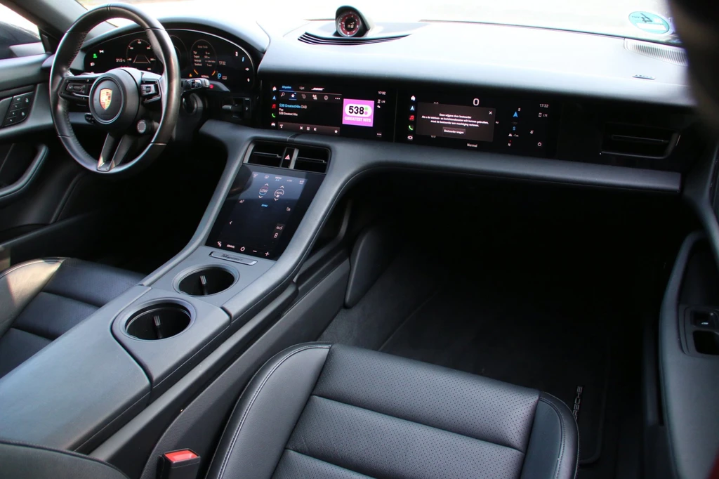 Porsche Taycan – foto 14