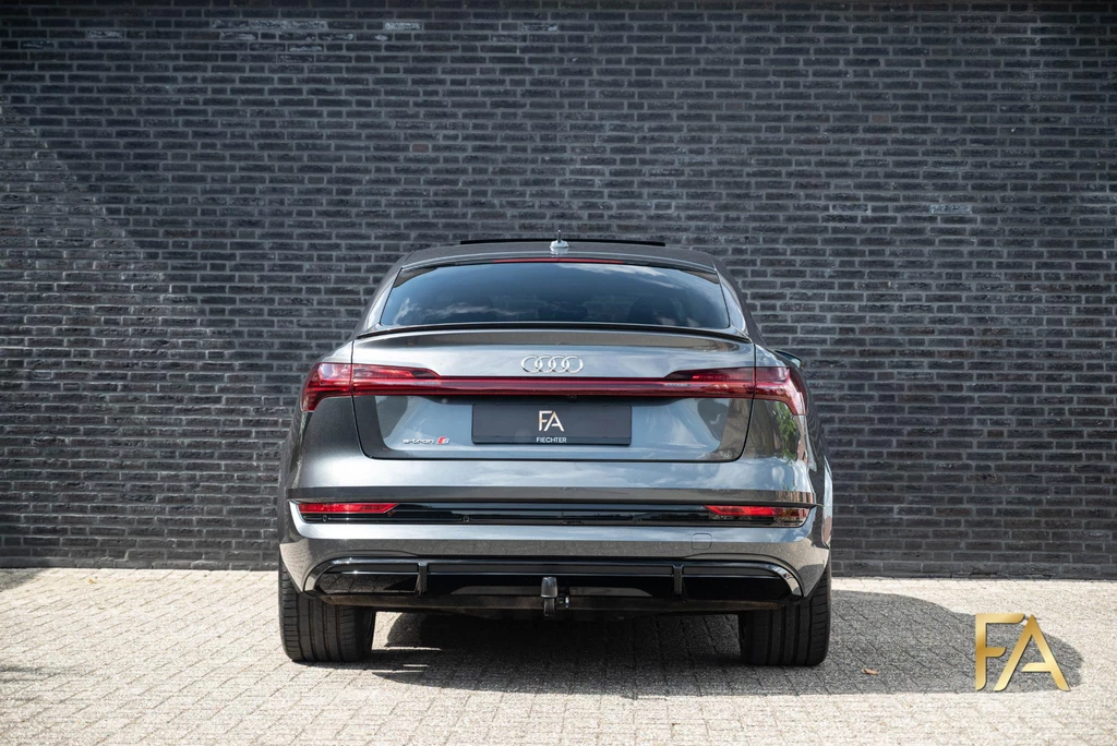 Audi e-tron – foto 6