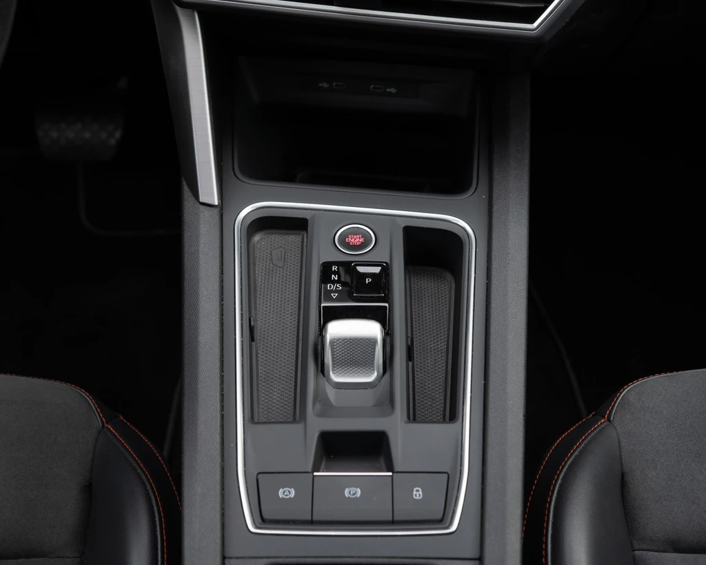 SEAT Leon – foto 35