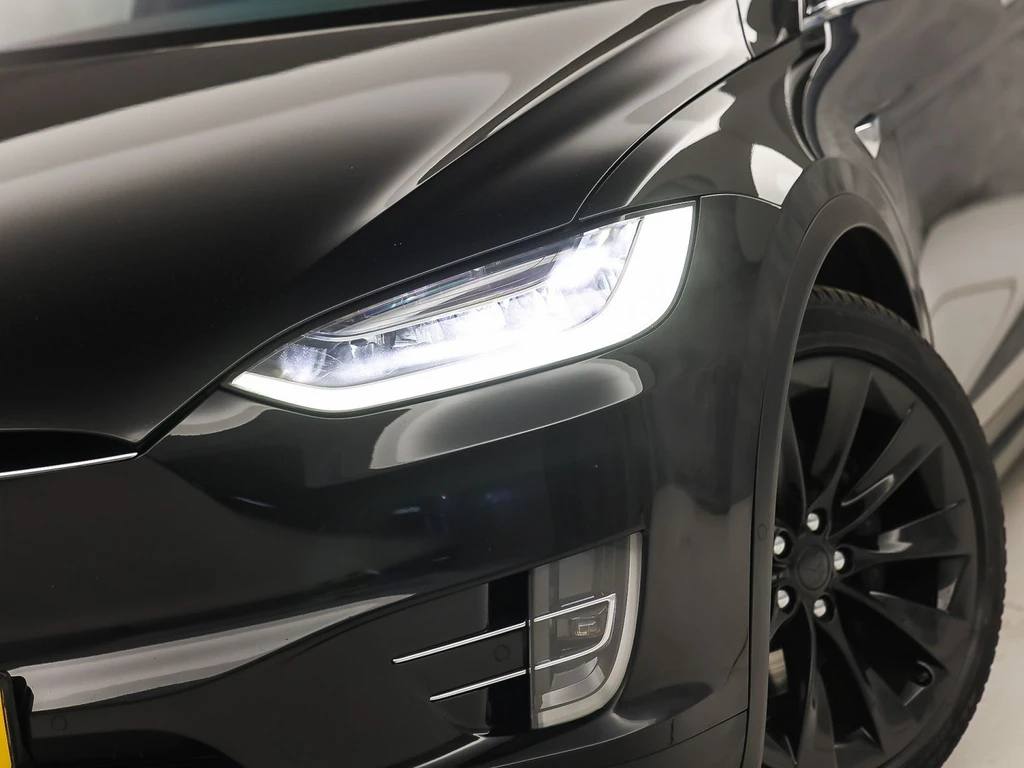 Tesla Model X – foto 2