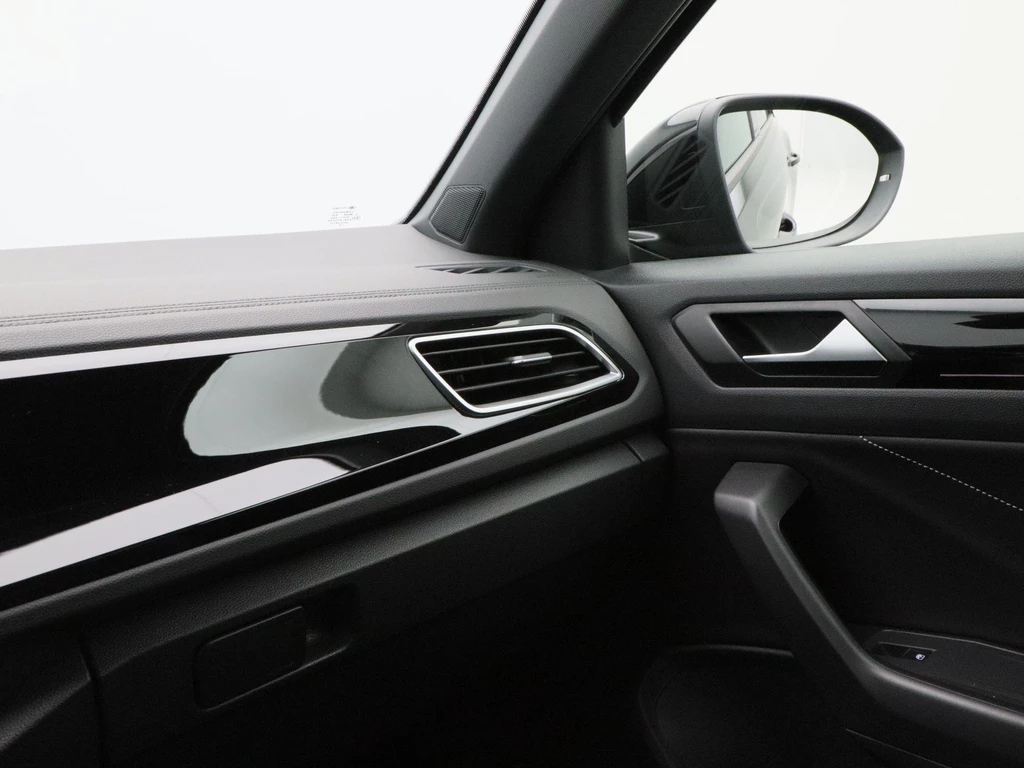 Volkswagen T-Roc – foto 33