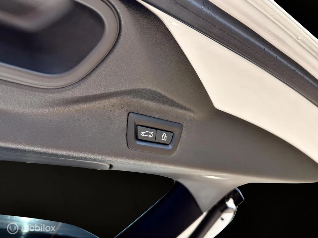 BMW X7 – foto 10