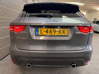 Jaguar F-PACE – thumbnail 4