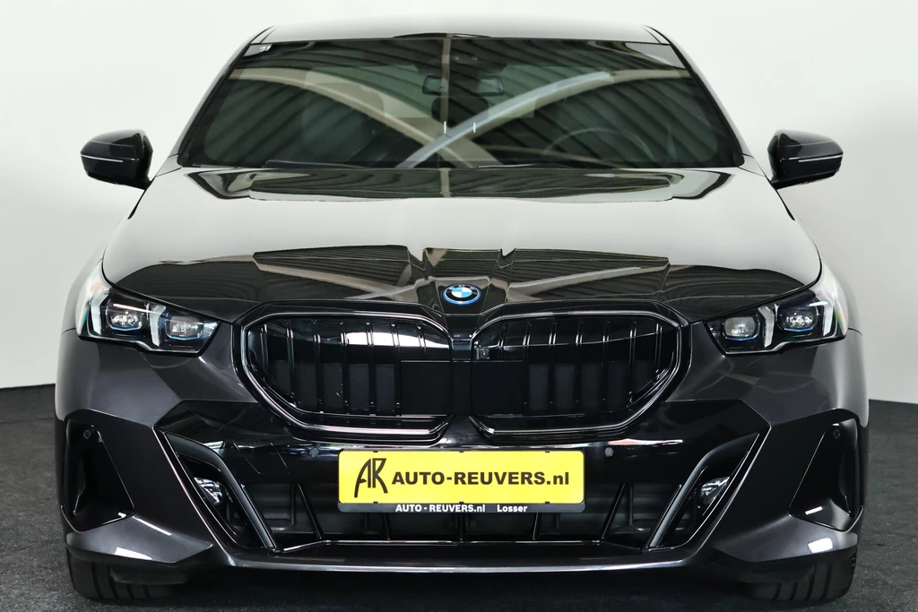 BMW i5 – foto 7