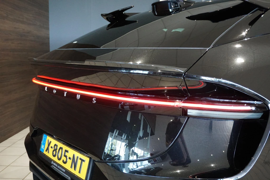 Lotus Eletre – foto 58