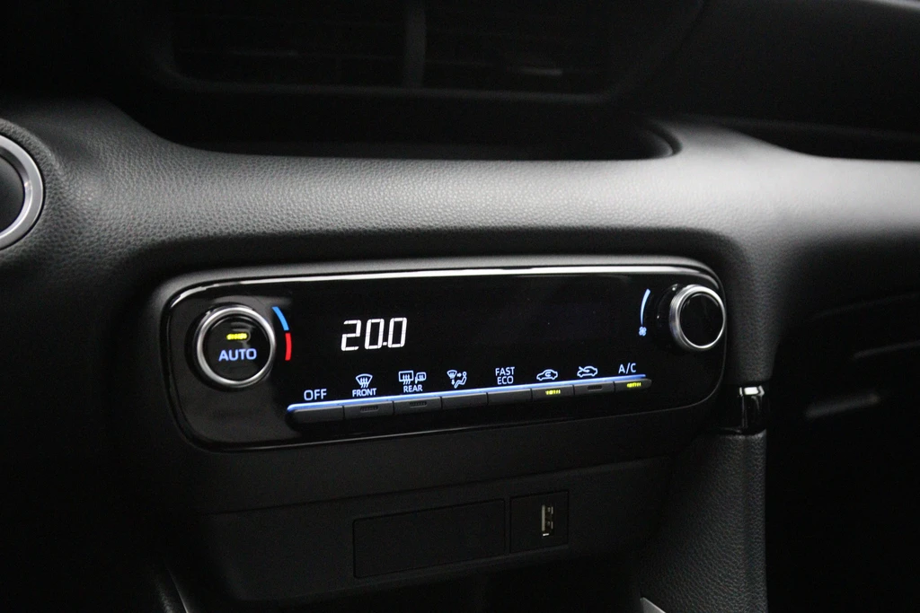 Toyota Yaris – foto 32