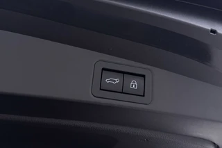 Toyota Corolla Touring Sports – thumbnail 42