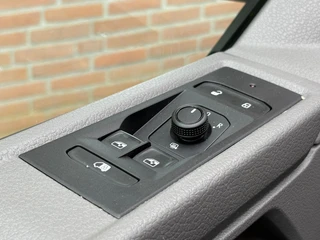 Volkswagen Transporter – thumbnail 22
