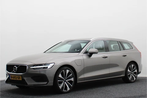 Volvo V60 2.0 T6 Twin Engine AWD Momentum Pro SOH 89%, Climate, Cruise, Navigatie, Apple Carplay, LED, Trekhaak, 19''