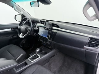 Toyota Hilux – thumbnail 41