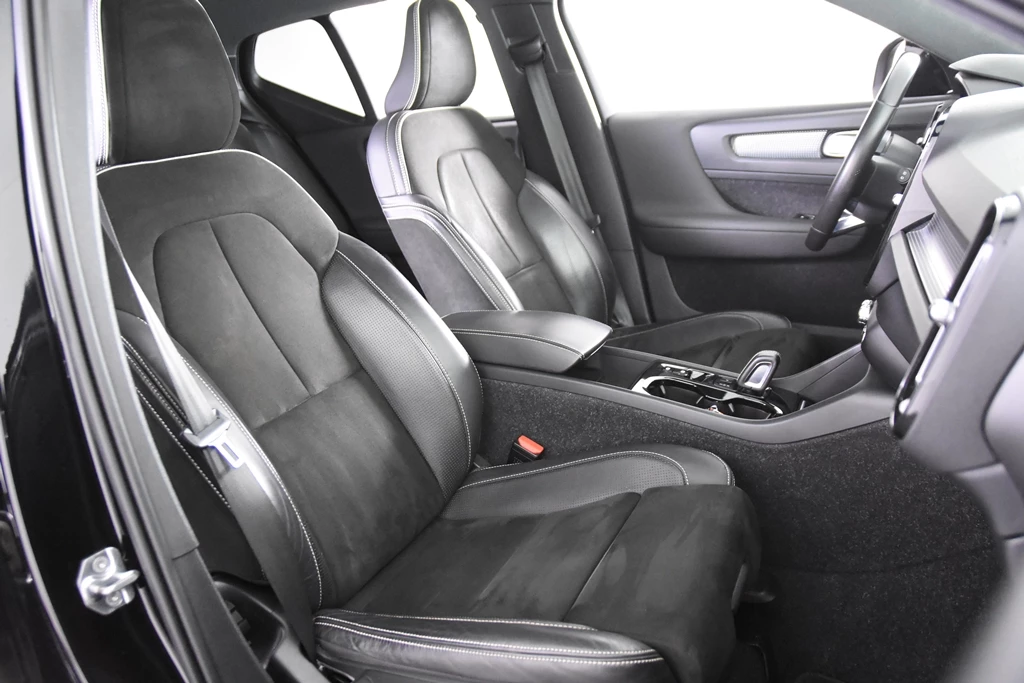 Volvo XC40 – foto 15
