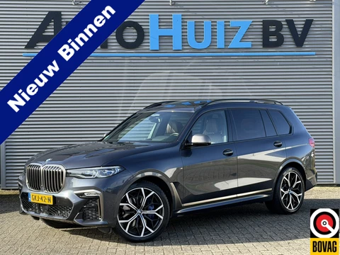 BMW X7 M50i High Executive M Sport Executive Drive Pro 7-Zits Skylounge Laser Licht 22 Inch Stoelventilatie stuurverwarming Harman-Kardon Carplay Rear Seat Entertainment Night Vision Standkachel
