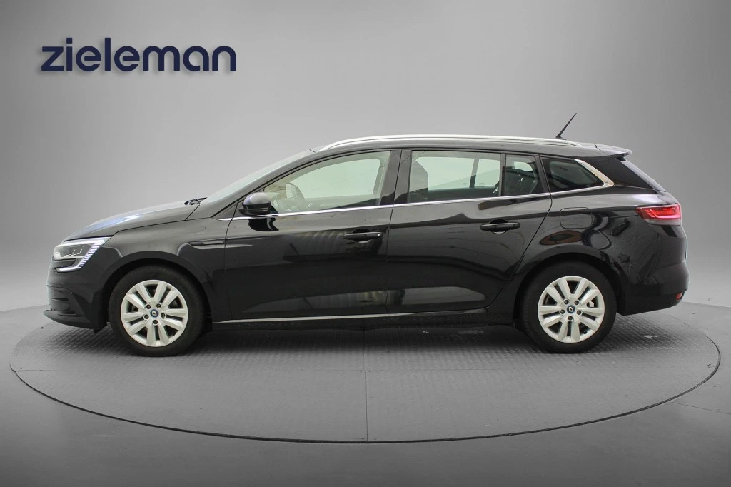 Renault Megane E-Tech – foto 2