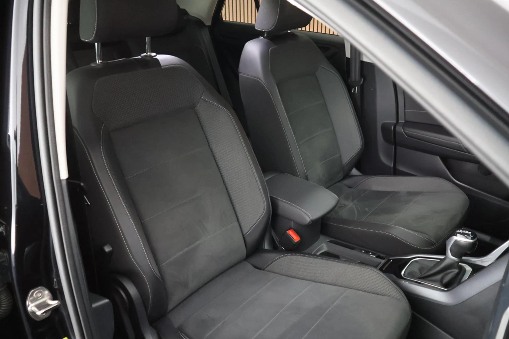 Volkswagen T-Roc – foto 7
