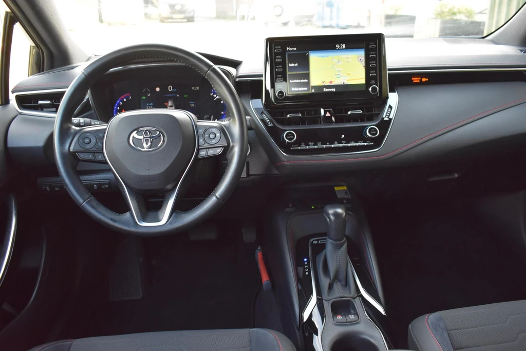 Toyota Corolla Touring Sports – foto 12