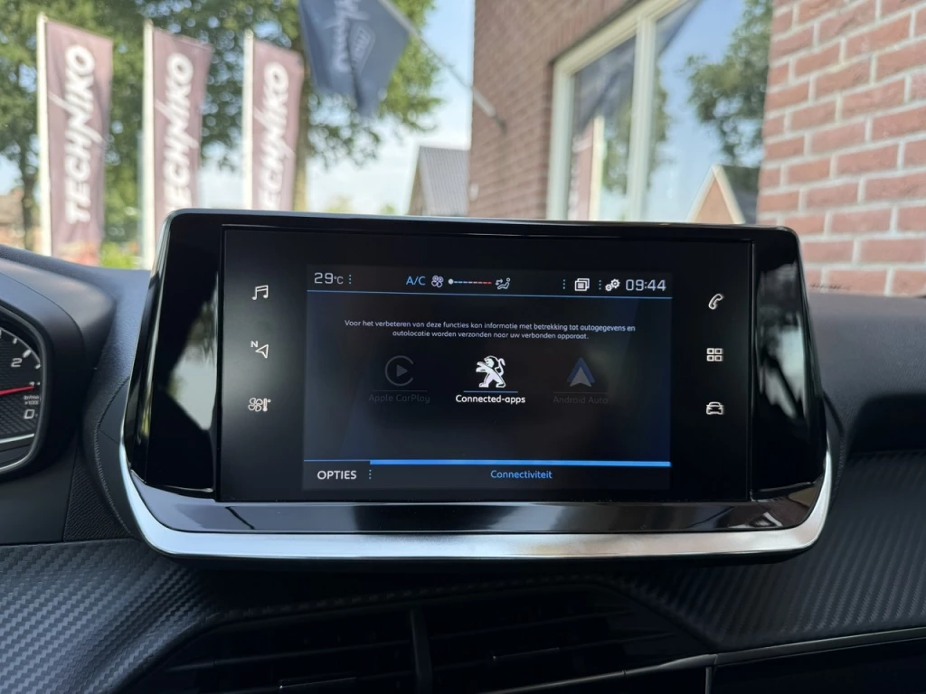 Peugeot 208 – foto 22