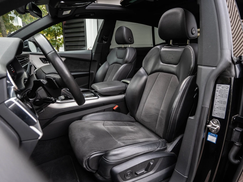 Audi Q8 – foto 15