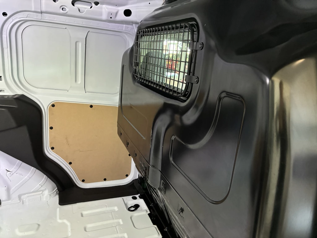 Ford Transit Courier – foto 10
