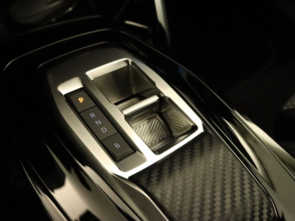 Peugeot e-2008 – foto 30