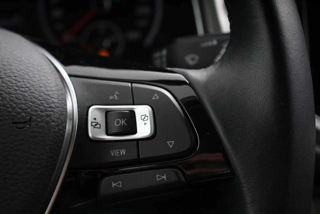 Volkswagen T-Roc – foto 14