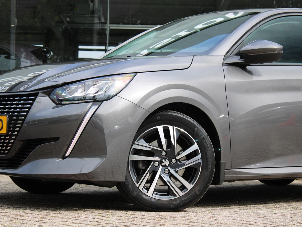 Peugeot 208 – foto 15