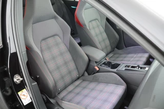 Volkswagen Golf – thumbnail 7