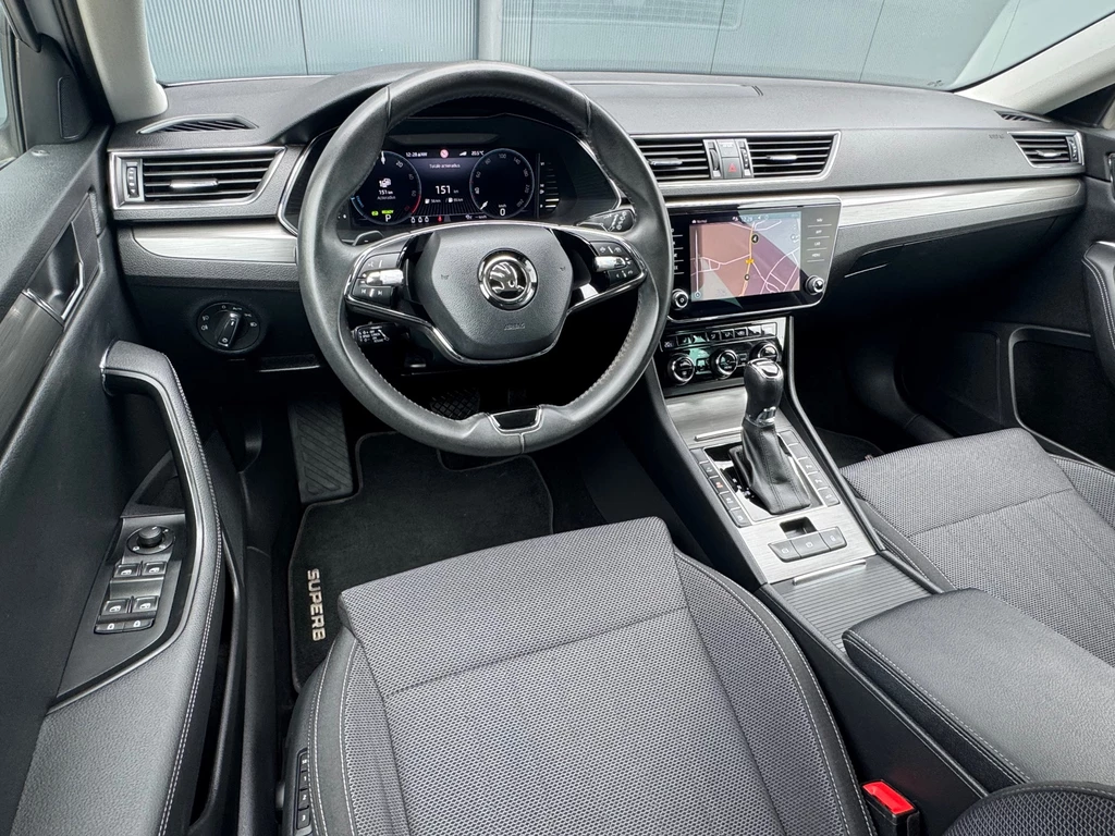 Škoda Superb – foto 25
