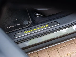 Porsche Cayenne – thumbnail 32