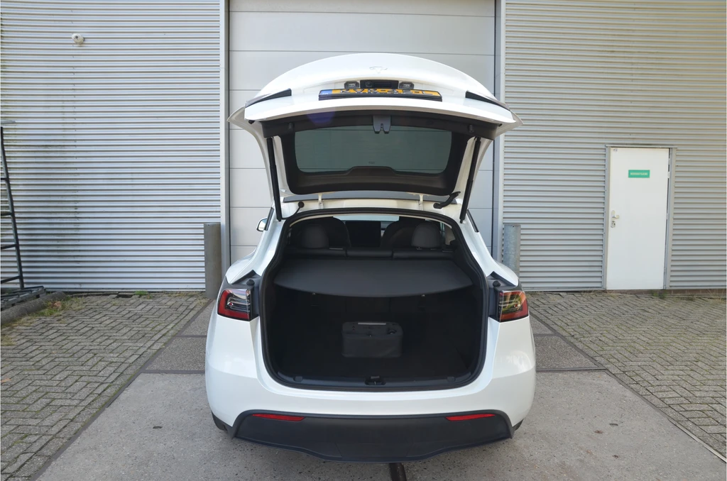 Tesla Model Y – foto 34