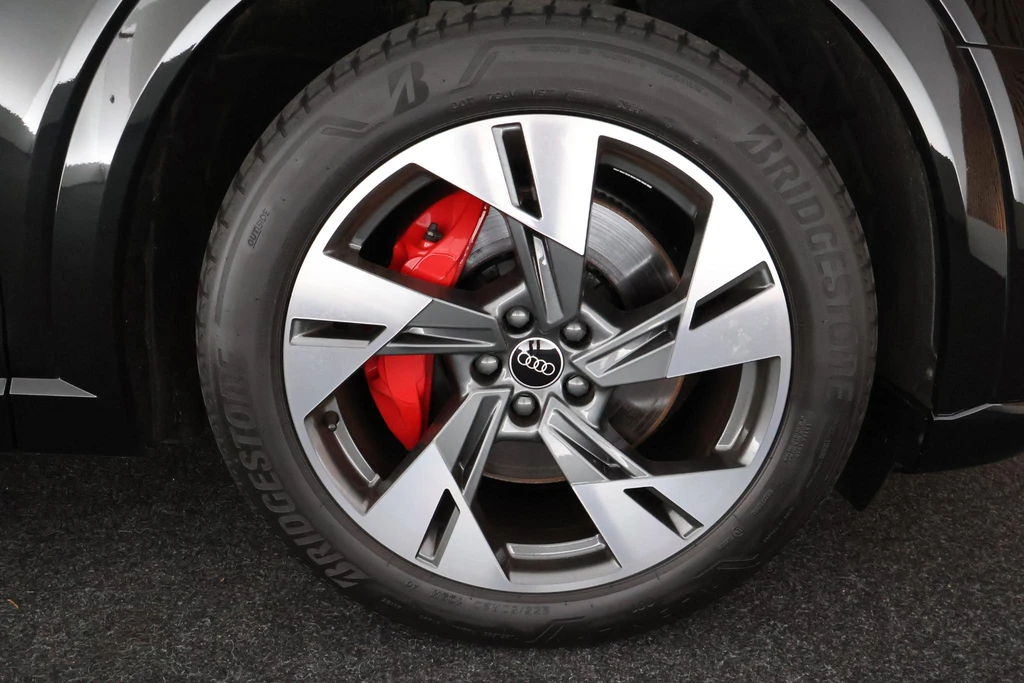 Audi Q8 e-tron – foto 43