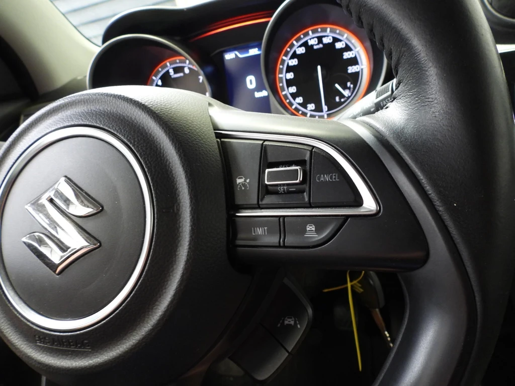 Suzuki Swift – foto 15