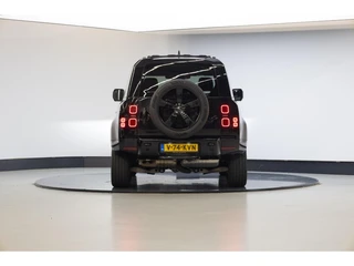 Land Rover Defender – thumbnail 4