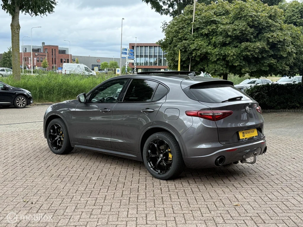 Alfa Romeo Stelvio – foto 2