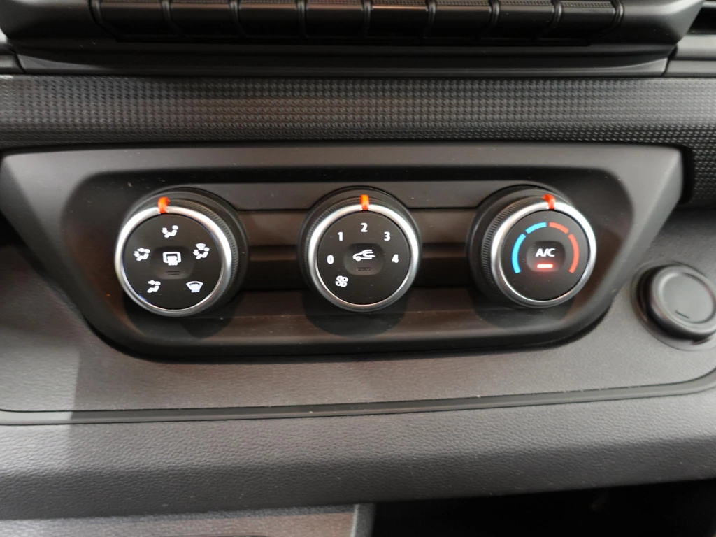 Renault Trafic – foto 18