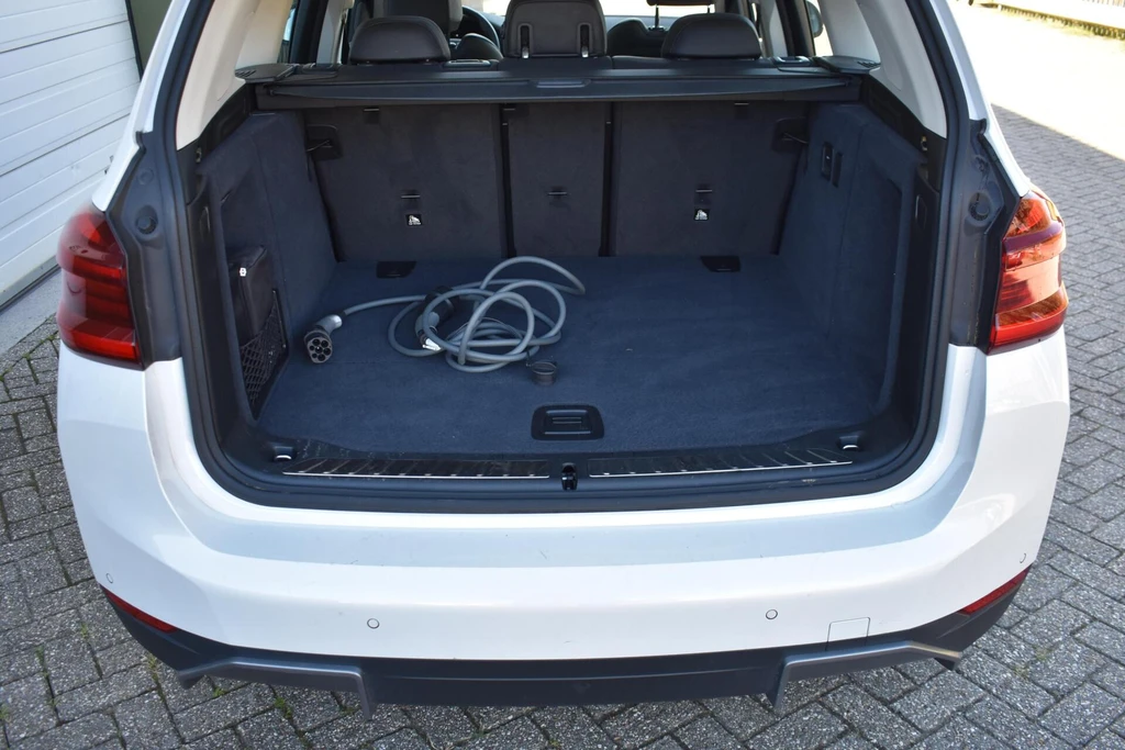 BMW iX3 – foto 11