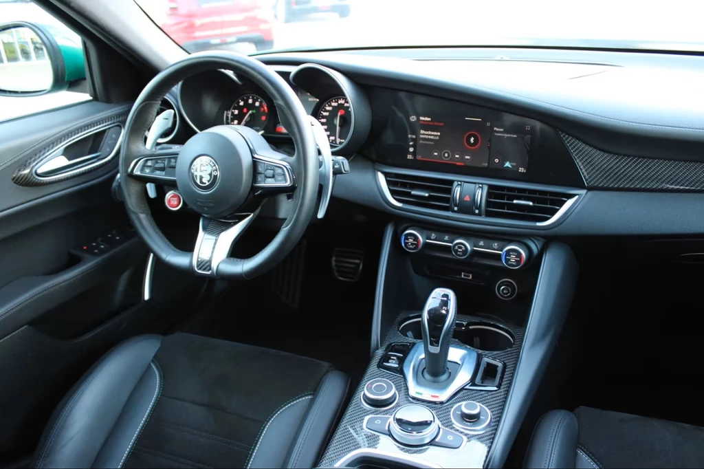 Alfa Romeo Giulia – foto 12