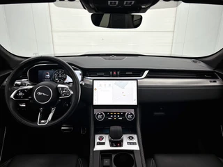 Jaguar F-PACE – thumbnail 21