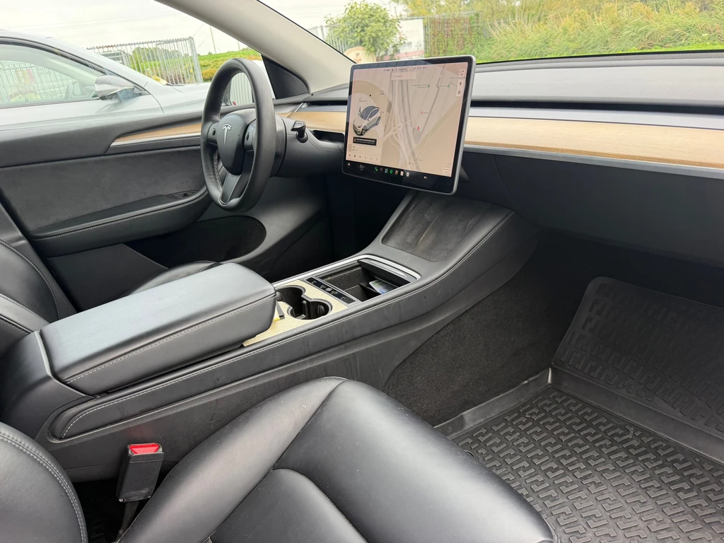 Tesla Model 3 – foto 16