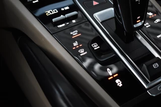 Porsche Cayenne – thumbnail 23
