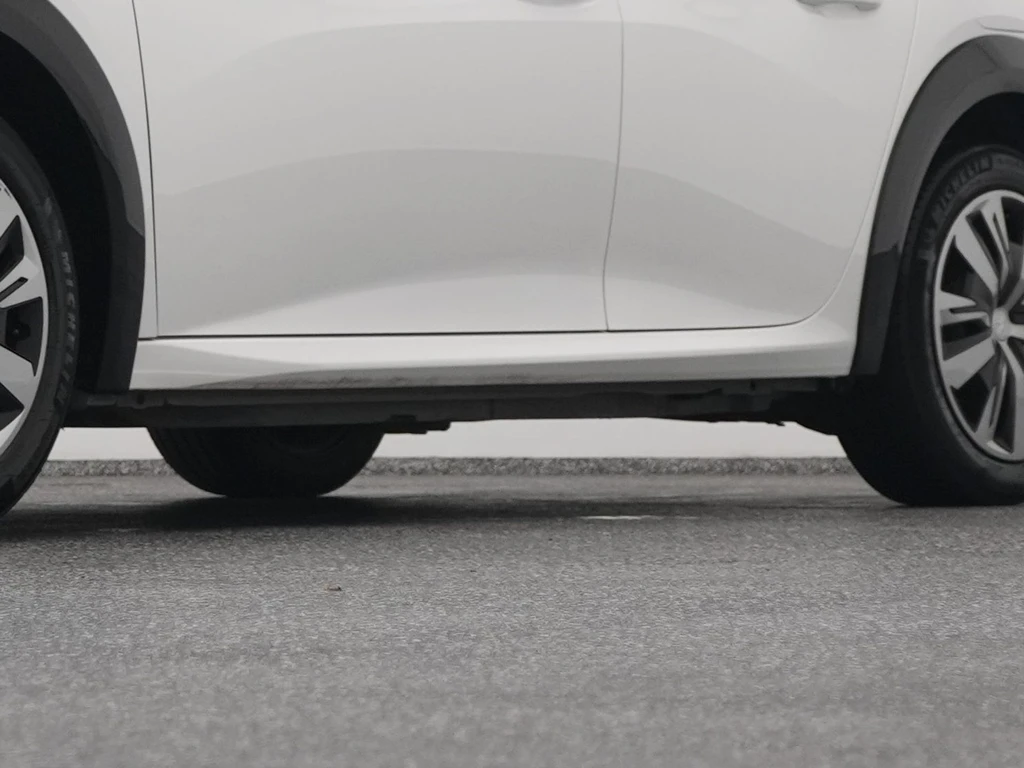 Peugeot e-208 – foto 38