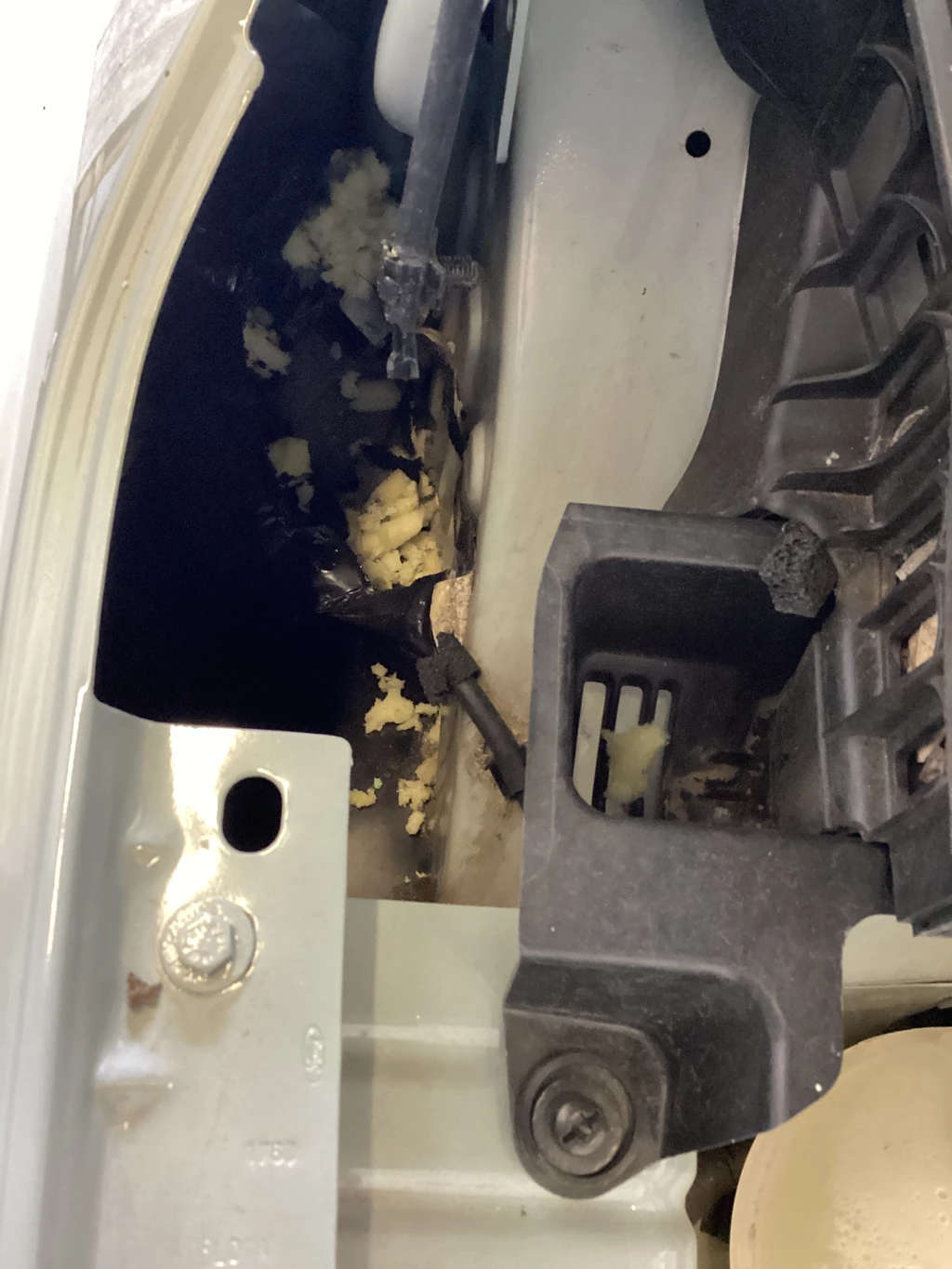 Ford Transit Courier – foto 23