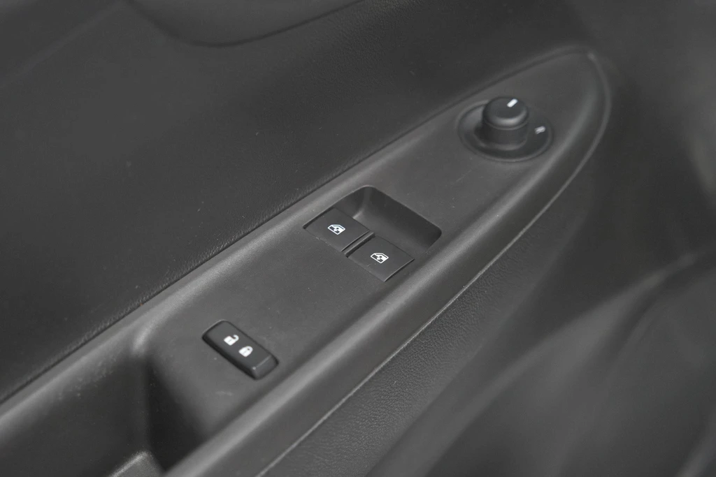 Opel KARL – foto 20