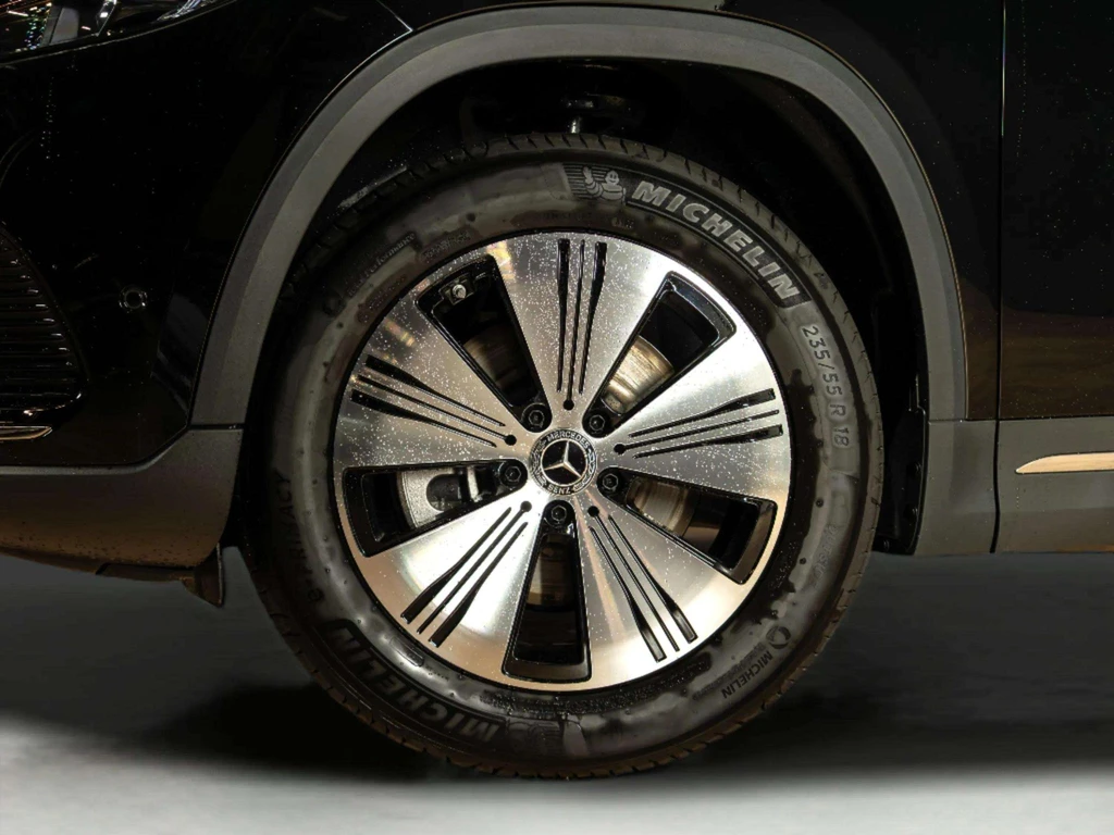 Mercedes-Benz EQA – foto 7