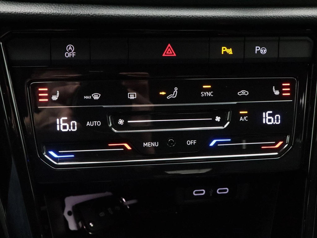 Volkswagen T-Roc – foto 30