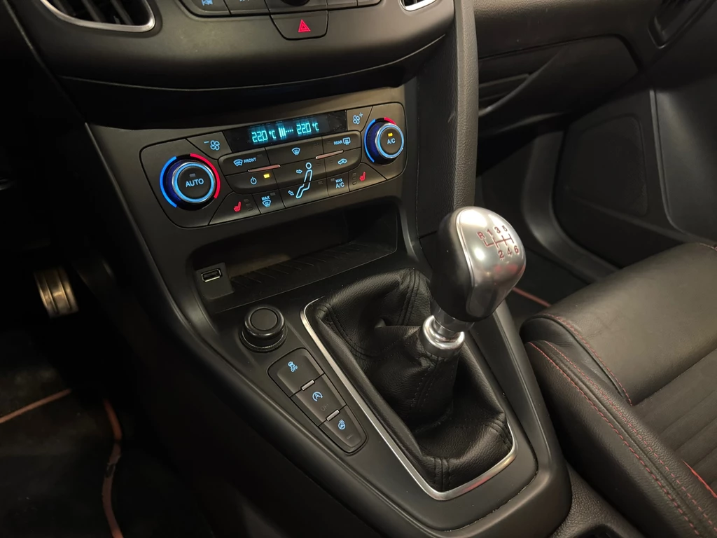 Ford Focus – foto 15