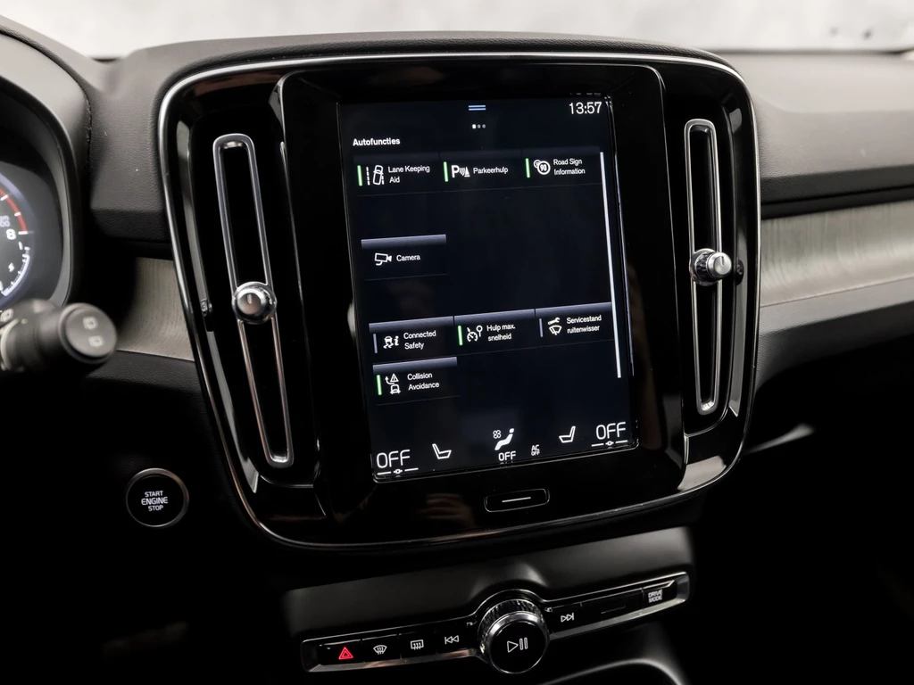 Volvo XC40 – foto 33